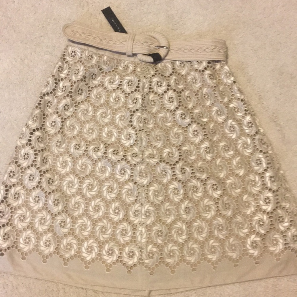 NWT Elie Tahari Eyelet Midi Skirt w Belt 4-Rare